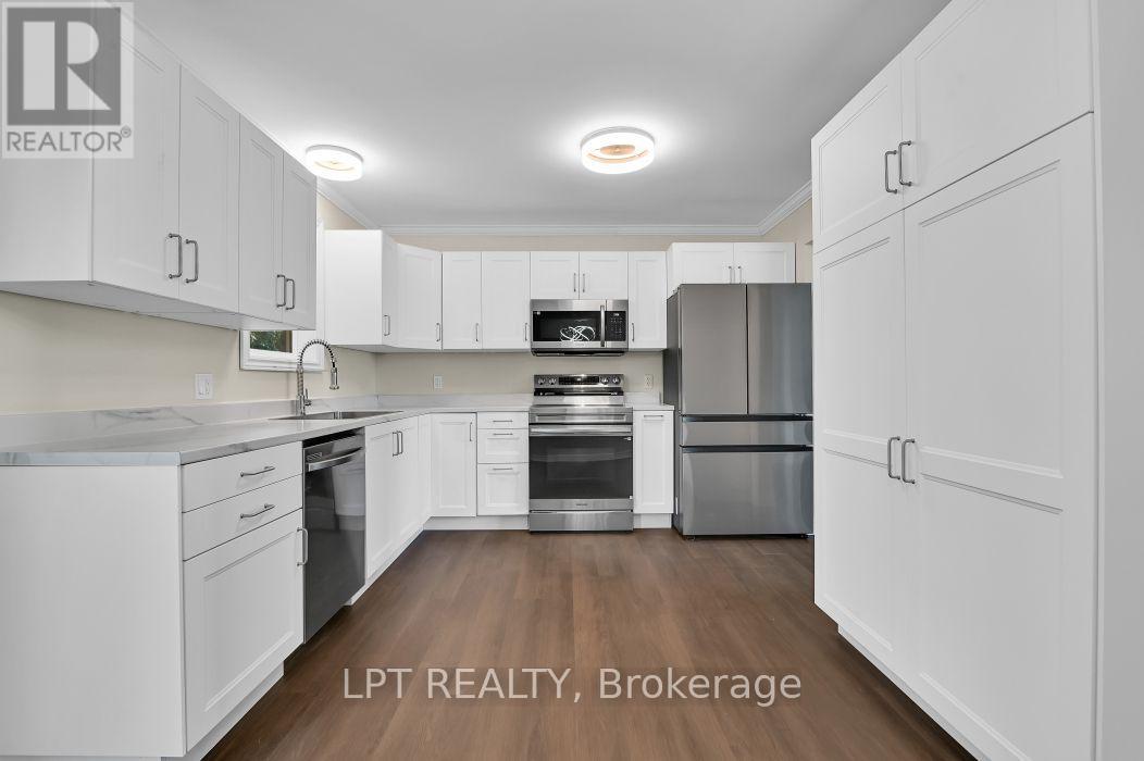 209 BRIDGE STREET N - Image 10