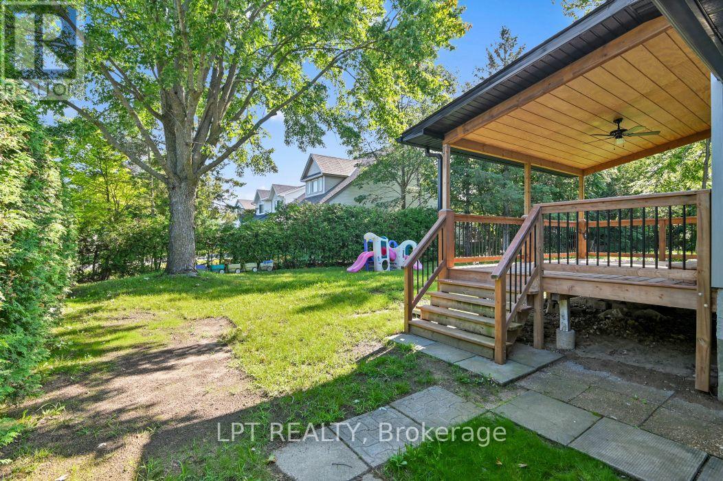209 BRIDGE STREET N - Image 25