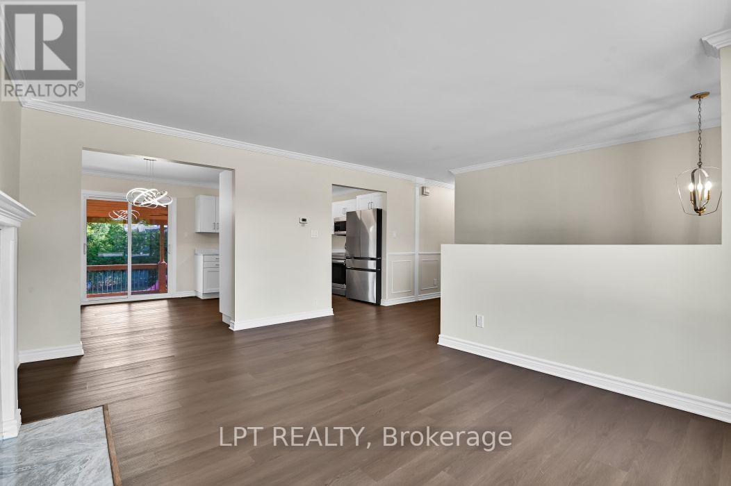 209 BRIDGE STREET N - Image 7