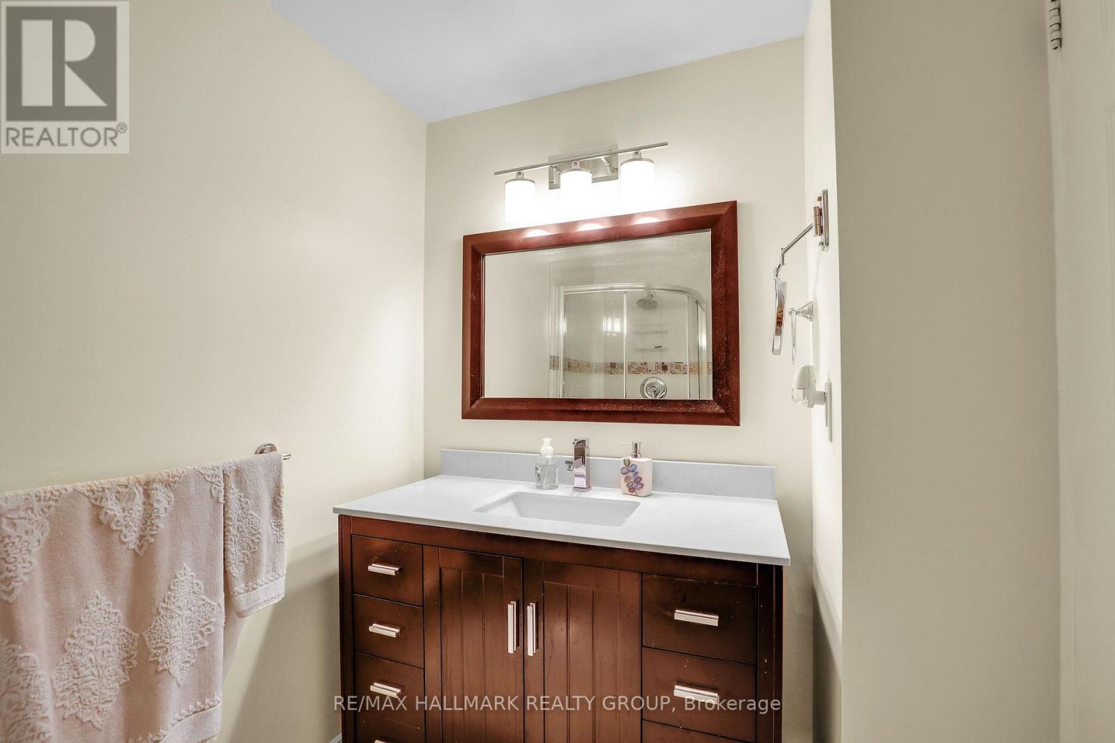 2 Bed, 2 Bath Apartment for Sale in Ottawa – 906 – 960 TERON ROAD, Ottawa – MLS# X13646008 - Image 16