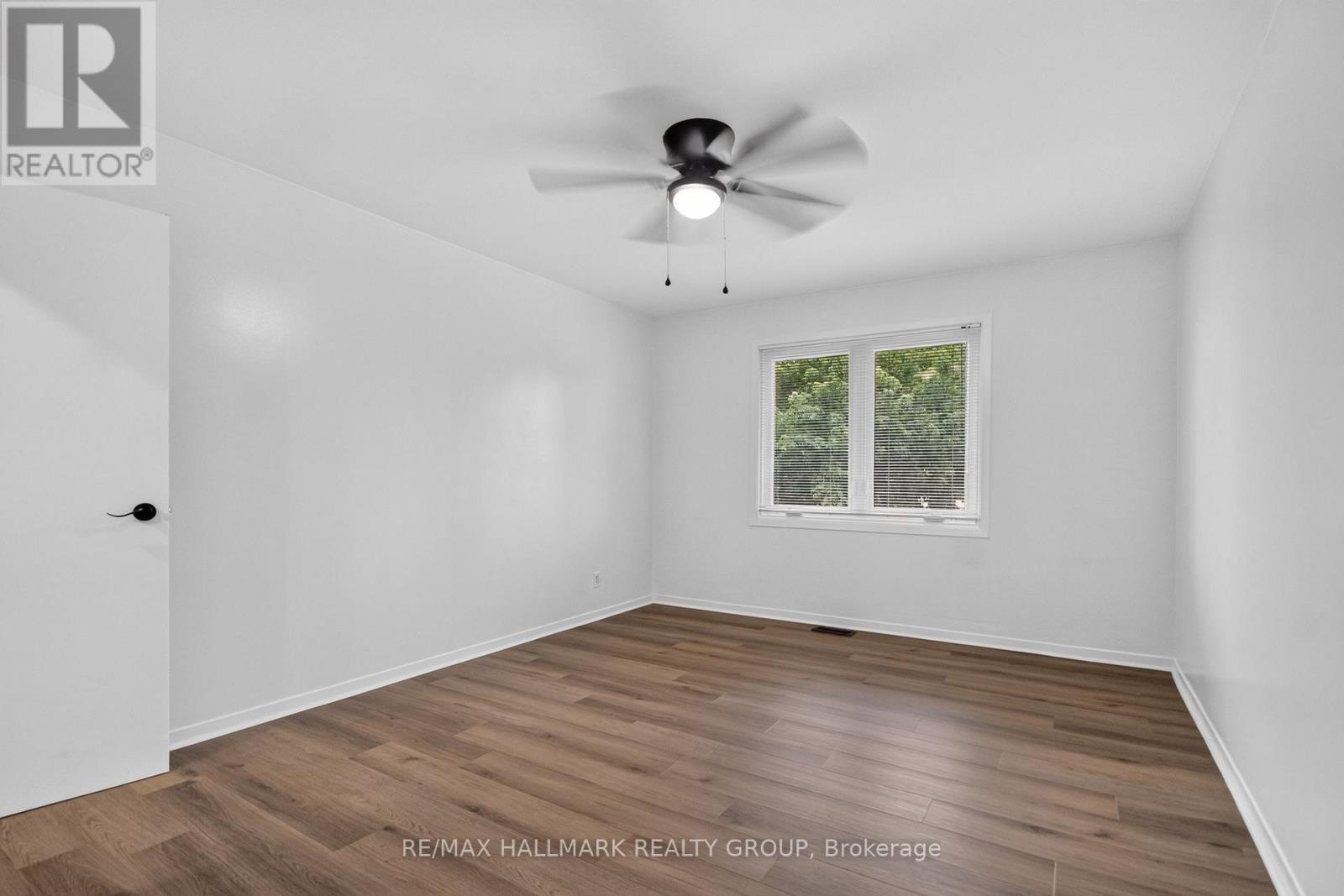 3 Bed, 1 Bath House for Rent in Ottawa – 1125 KENASTON STREET, Ottawa – MLS# X13646034 - Image 17