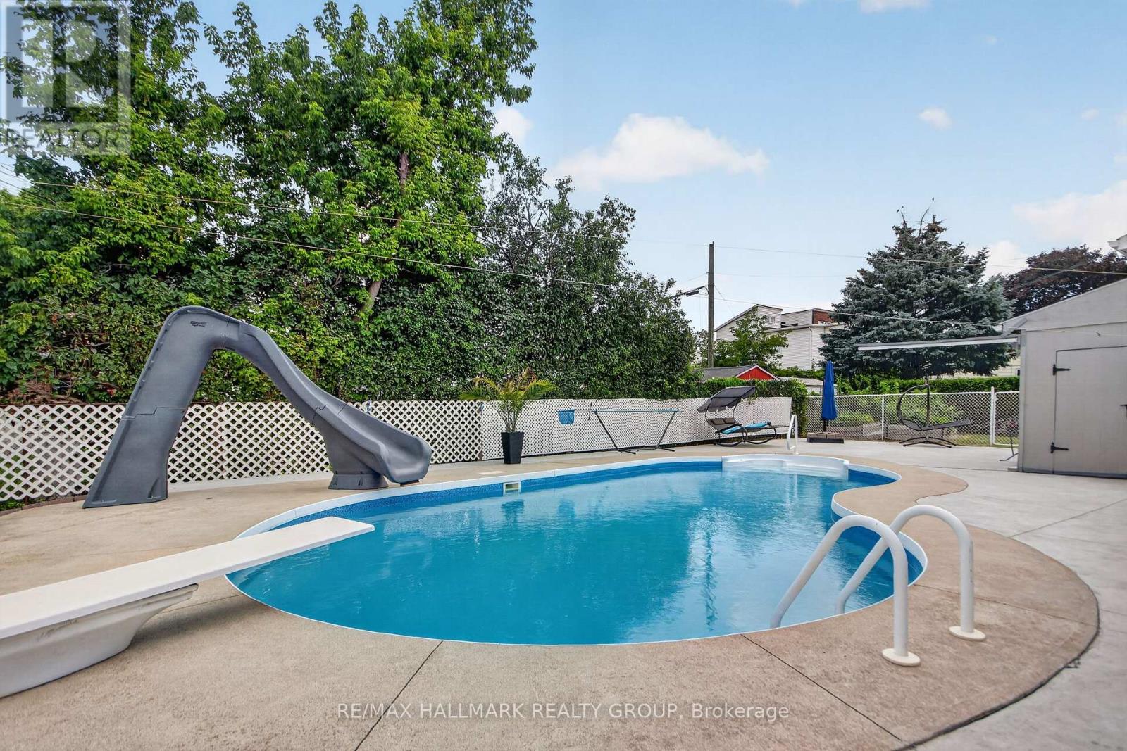 3 Bed, 1 Bath House for Rent in Ottawa – 1125 KENASTON STREET, Ottawa – MLS# X13646034 - Image 20