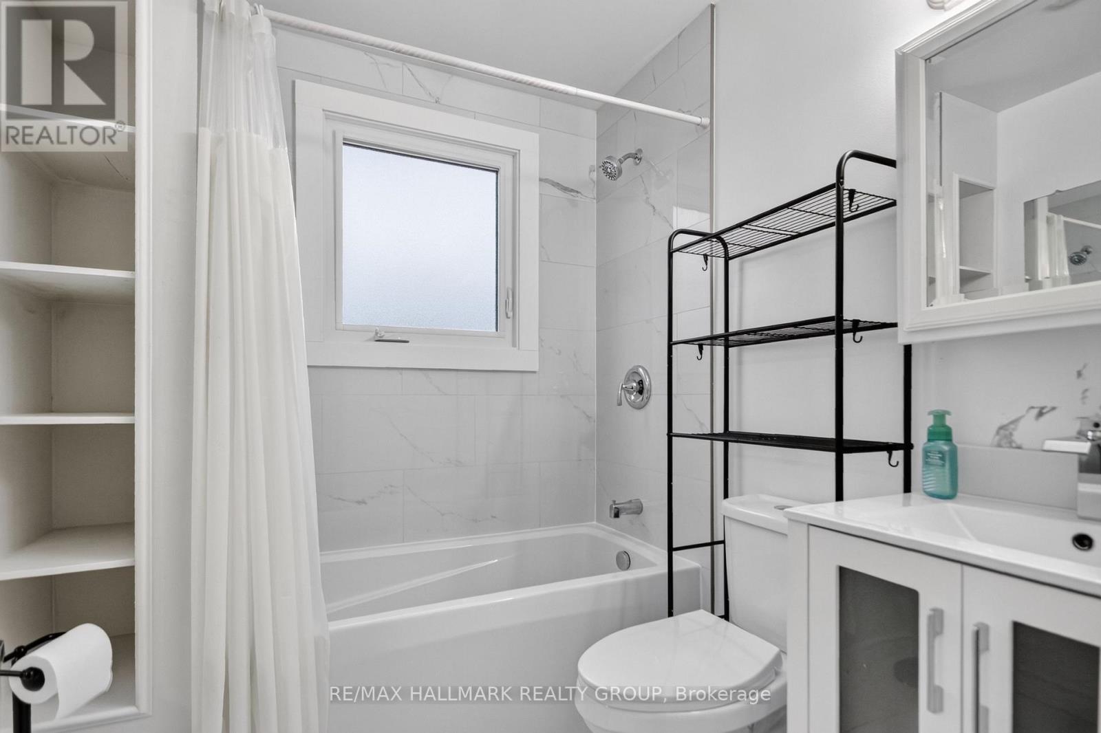 3 Bed, 1 Bath House for Rent in Ottawa – 1125 KENASTON STREET, Ottawa – MLS# X13646034 - Image 24