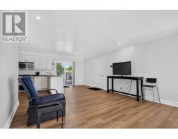 1125 Kenaston Street, Ottawa, ON K1B3P1 Photo 10