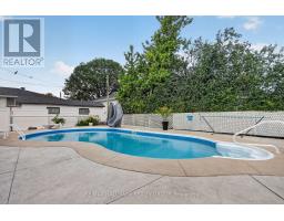 1125 Kenaston Street, Ottawa, ON K1B3P1 Photo 19