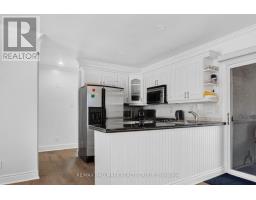 1125 Kenaston Street, Ottawa, ON K1B3P1 Photo 8