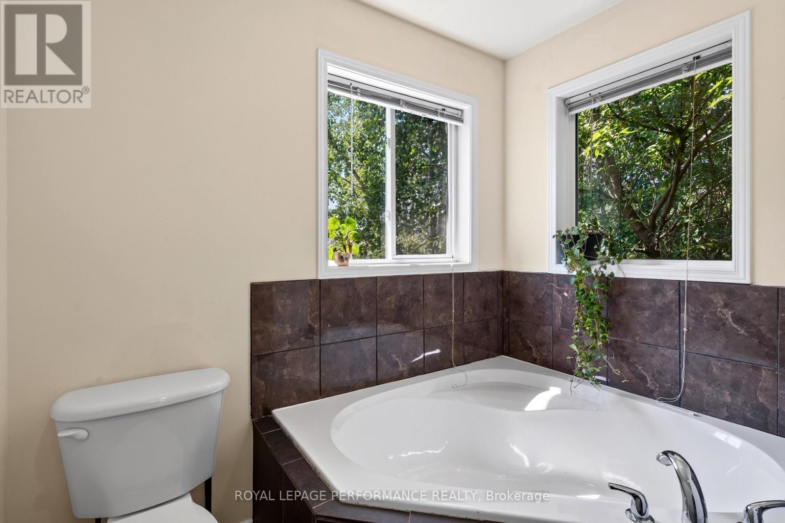172 Carwood Circle