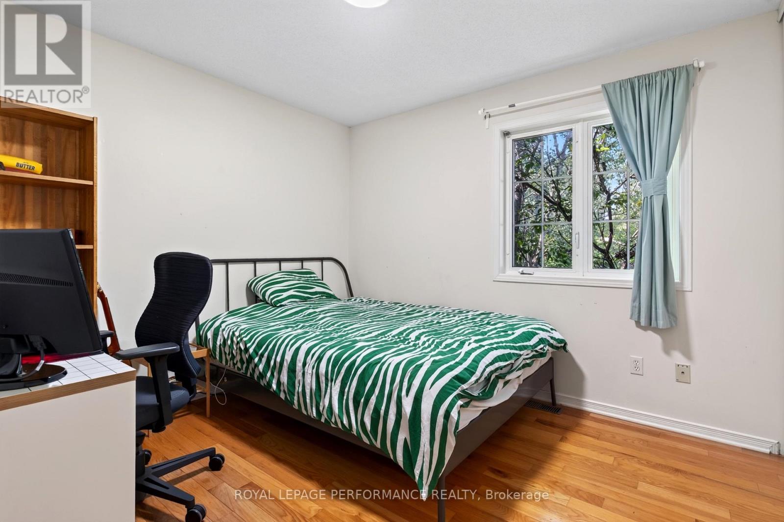 172 CARWOOD CIRCLE - 32