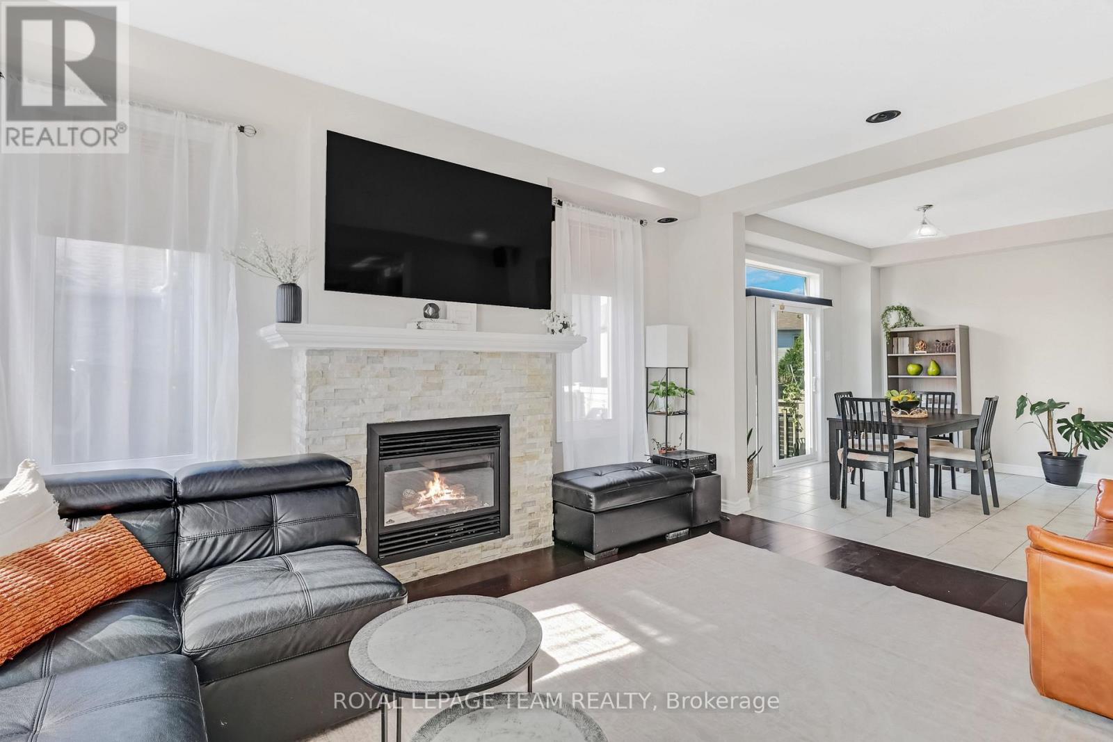 3 STONELEIGH STREET - 11