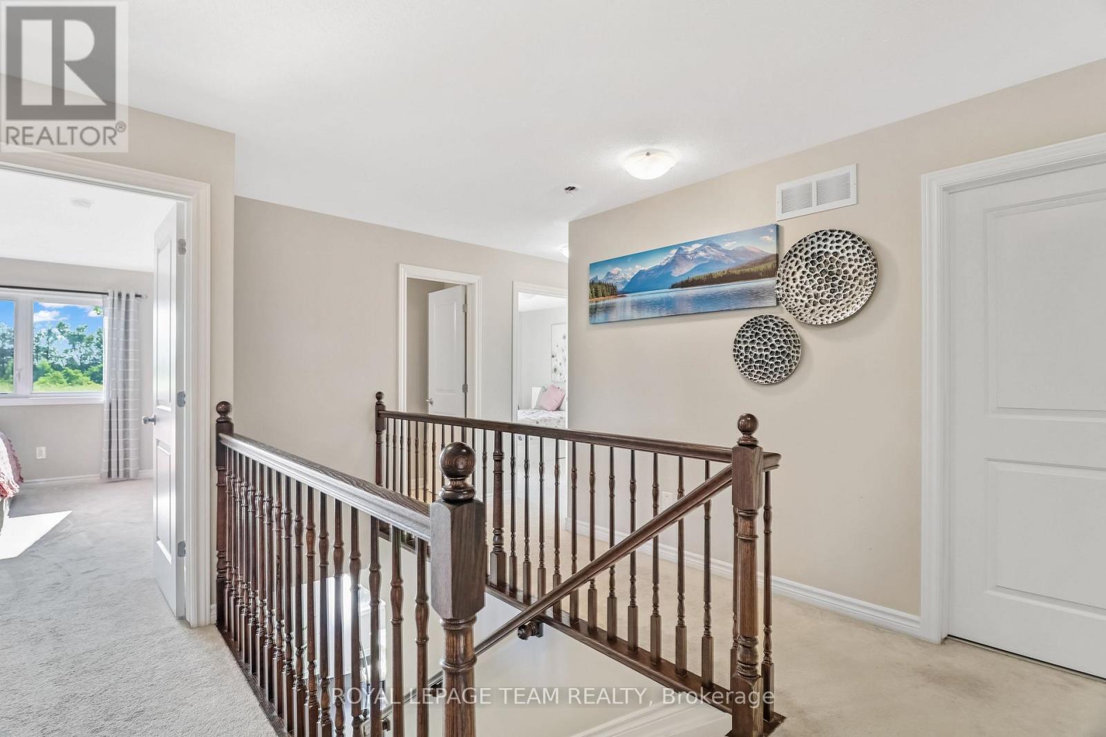 3 STONELEIGH STREET - 18
