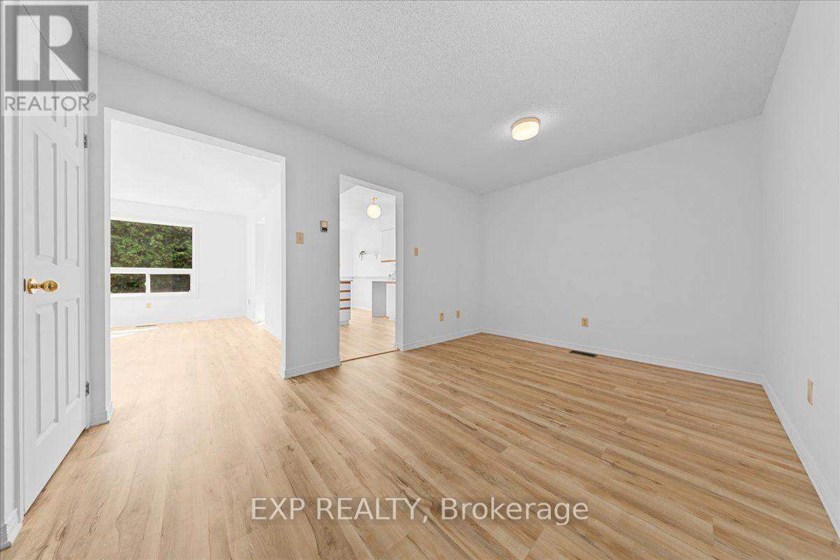 77 WATERTON CRESCENT - 7