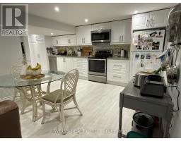 B - 55 Addington Avenue, Toronto, ON M2N2L1 Photo 6