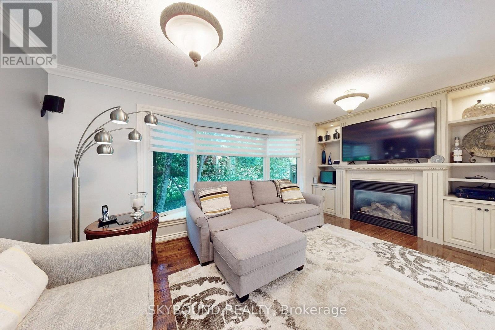 1944 ALDERMEAD ROAD - 13