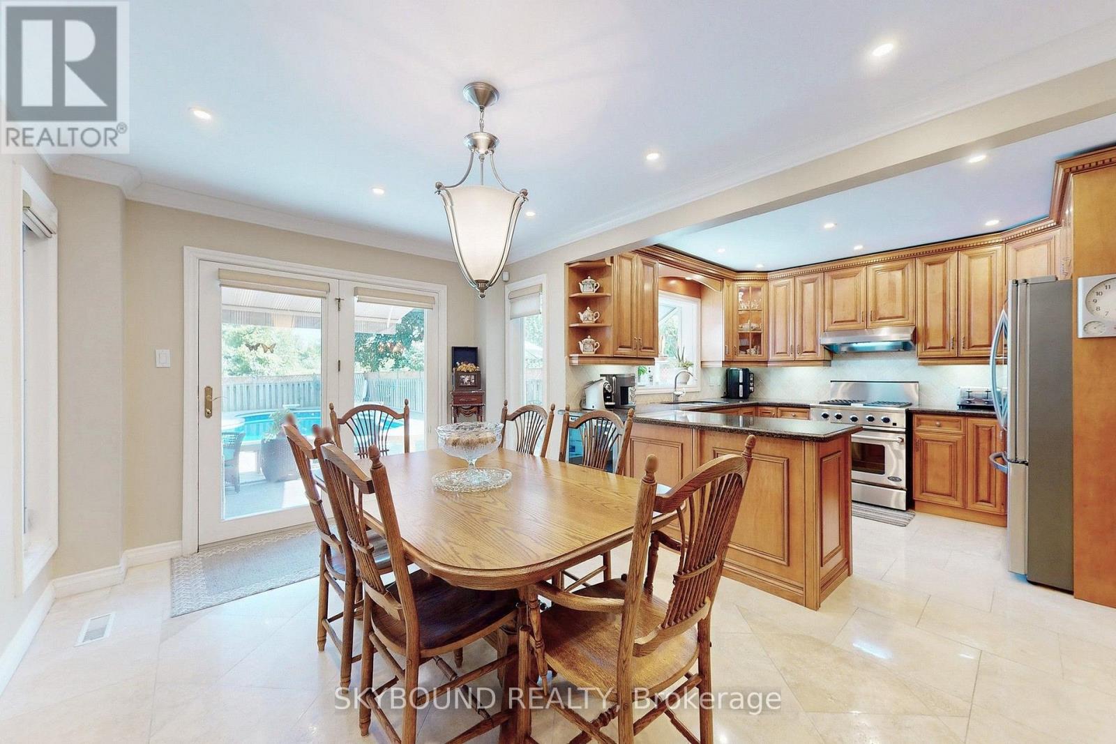 1944 ALDERMEAD ROAD - 7