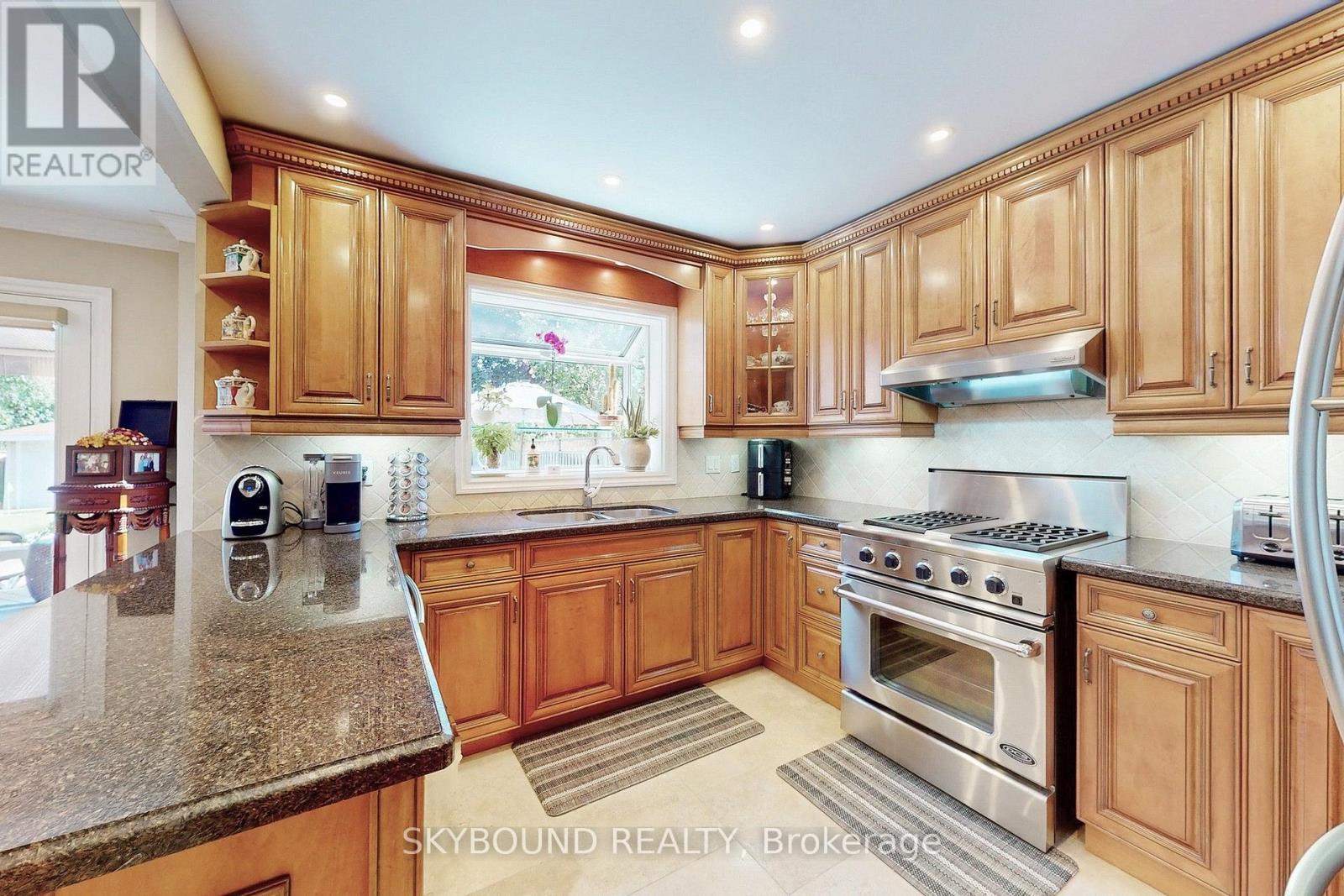 1944 ALDERMEAD ROAD - 8