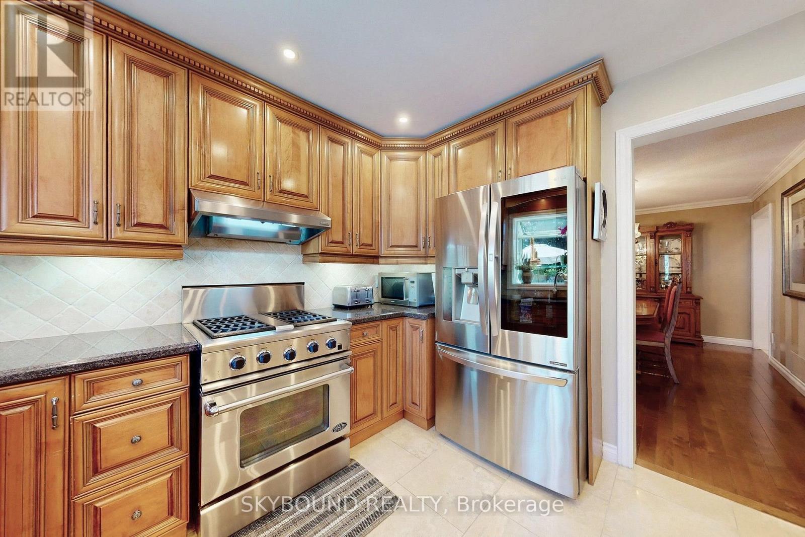 1944 ALDERMEAD ROAD - 9