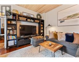 Laundry room - 3 Bird Avenue, Brampton, ON L6V1K8 Photo 8