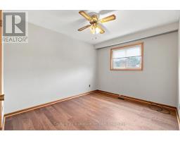 Kitchen - 524 Silverthorn Avenue, Toronto, ON M6M3H7 Photo 15