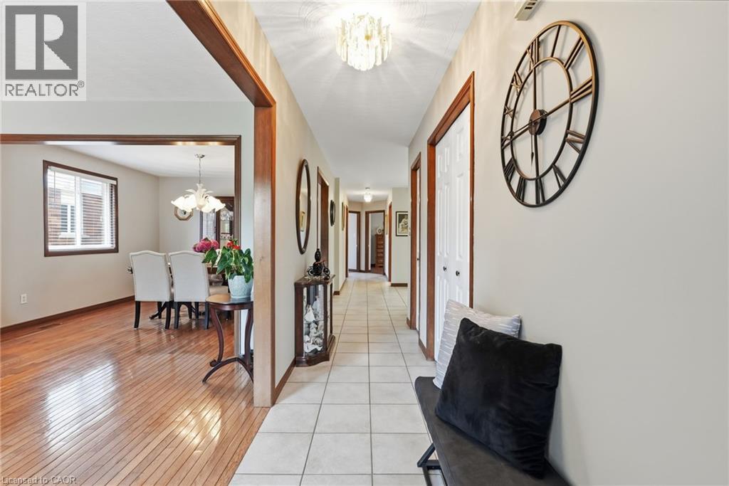 210 BASTILLE Street - 5