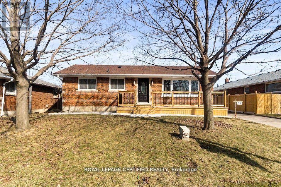 38 COLLIER ROAD N - 1