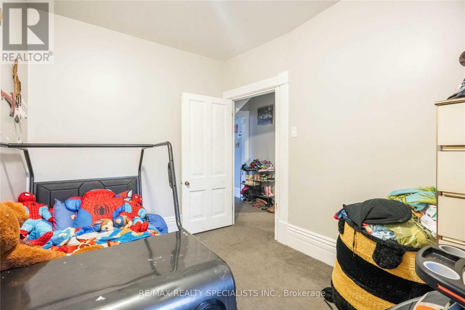 114 PEARL STREET - 37