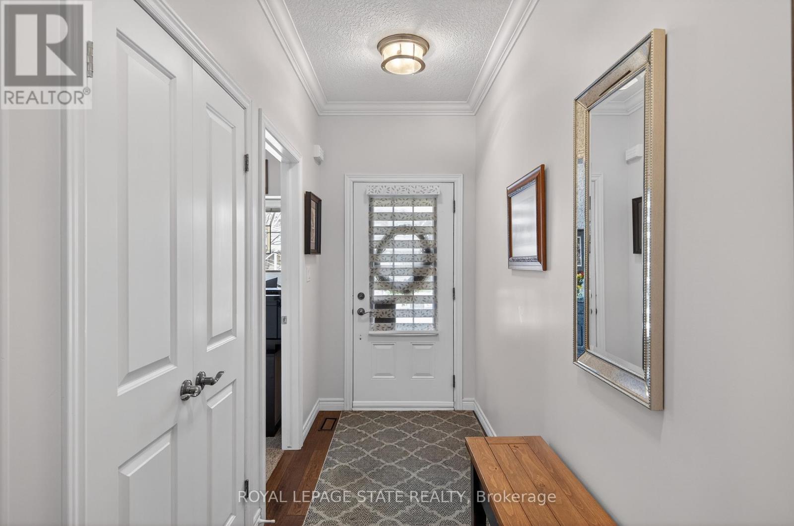 36 BANKS STREET - 5