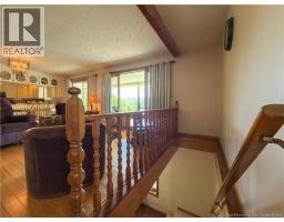 Living room - 1597 Route 105, Southampton, NB E6G1M3 Photo 7