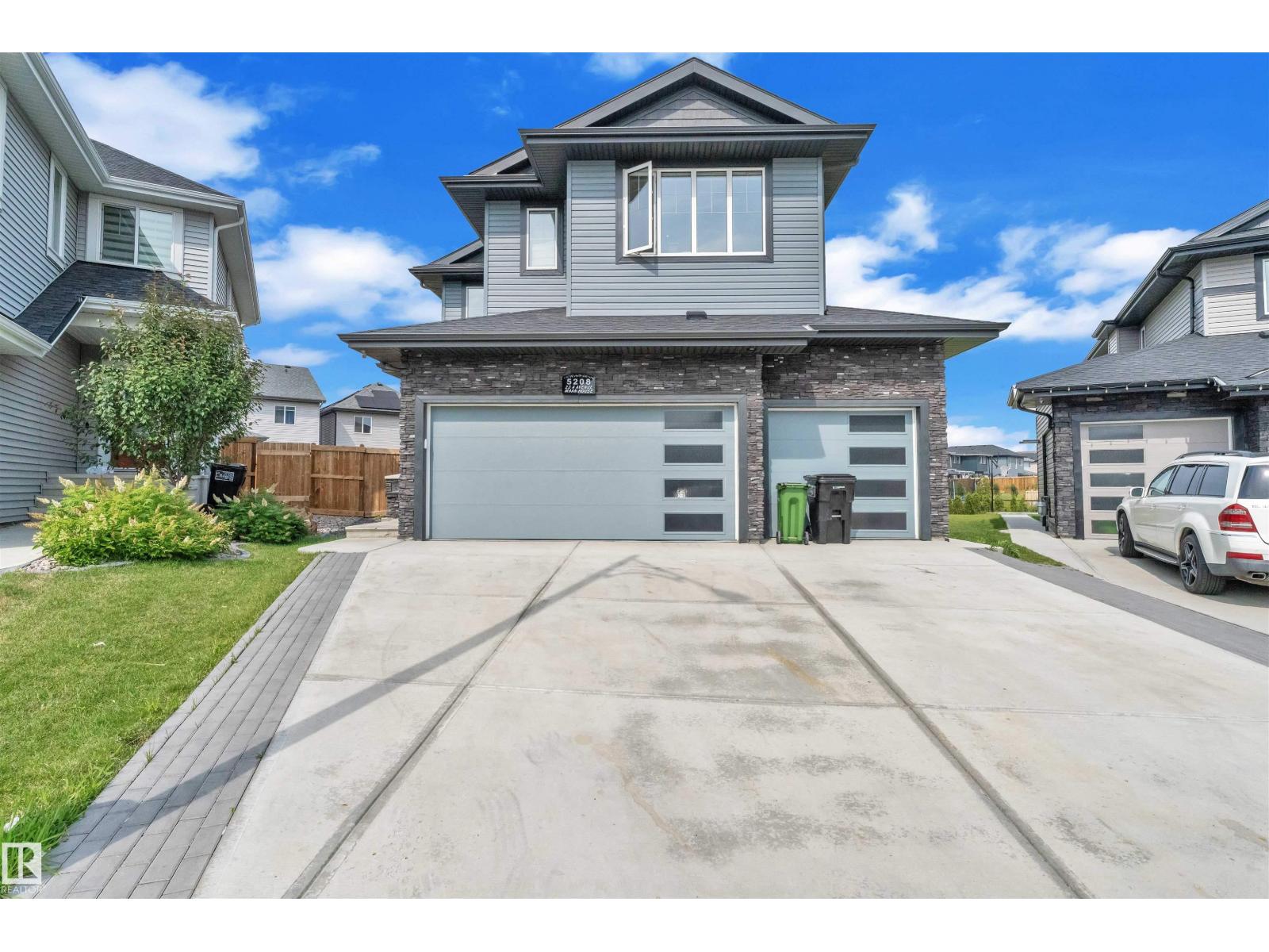 5208 23A AV SW, Walker, Edmonton photo 3