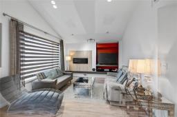 1813 Templeton Avenue, Winnipeg, MB R2P1T3 Photo 11