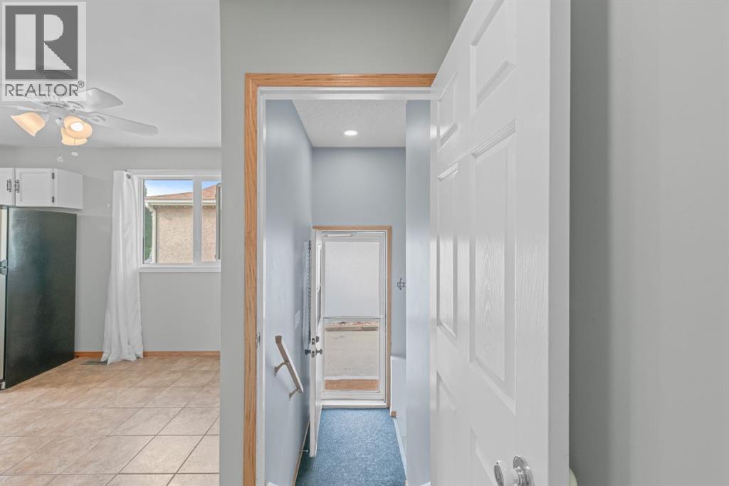 14538 37 Street NW - 8