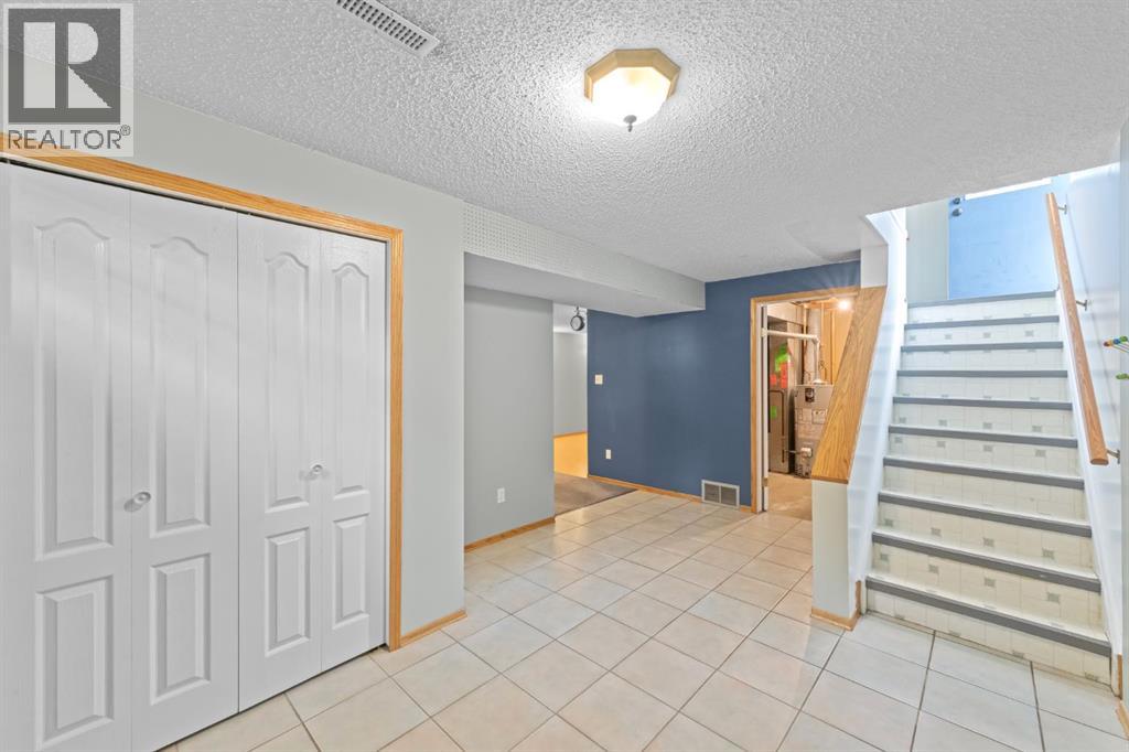 14538 37 Street NW - 23