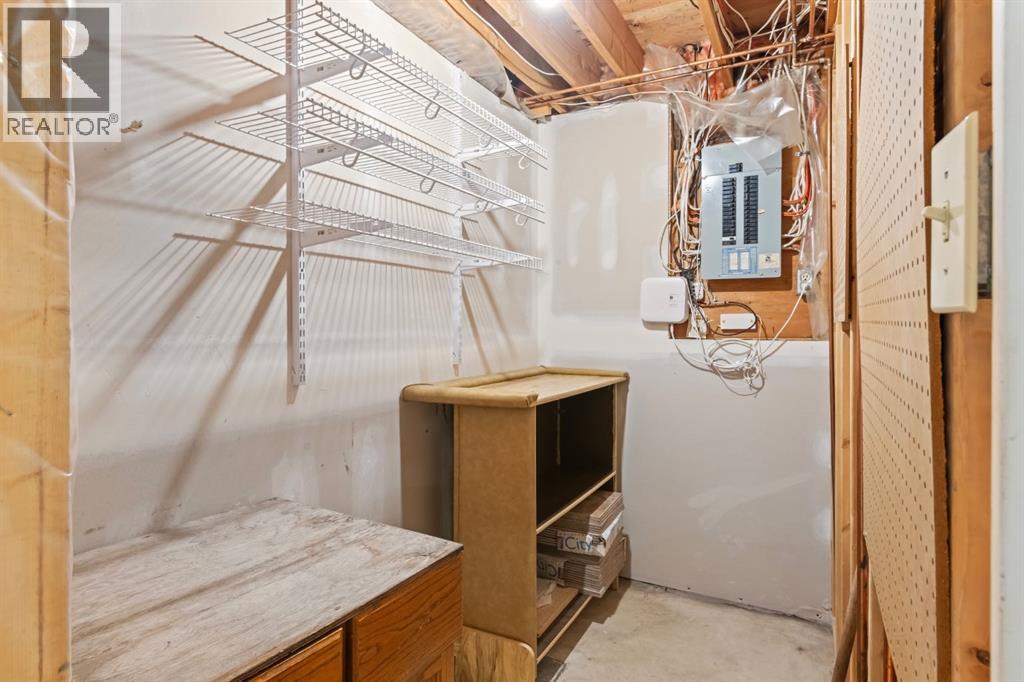 14538 37 Street NW - Image 31