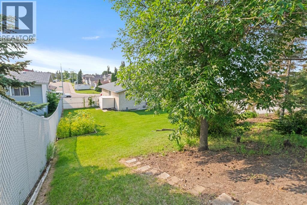14538 37 Street NW - 36