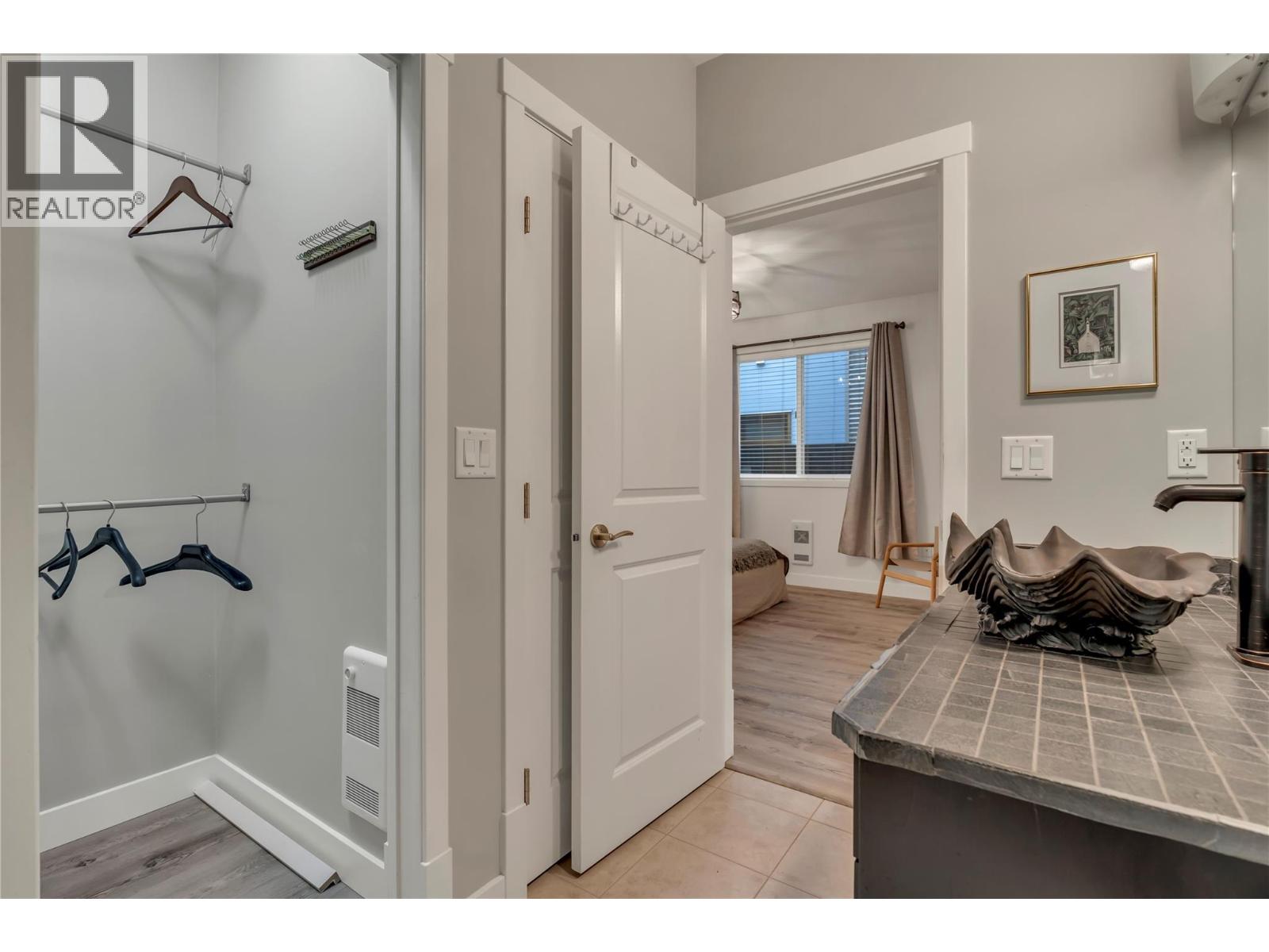 #101 442 ALEXANDER Avenue - 18