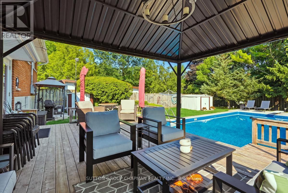 68 HAWKESBURY AVENUE - Image 39