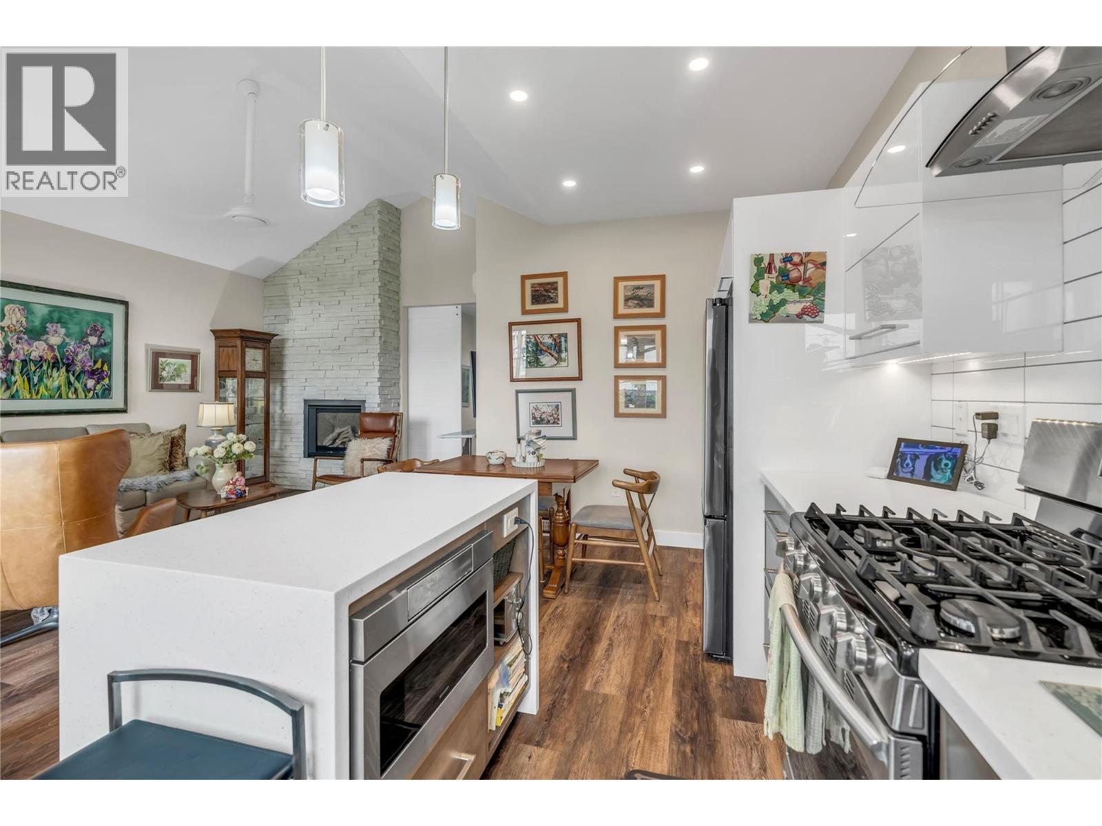 #201 442 ALEXANDER AVE Avenue - 16