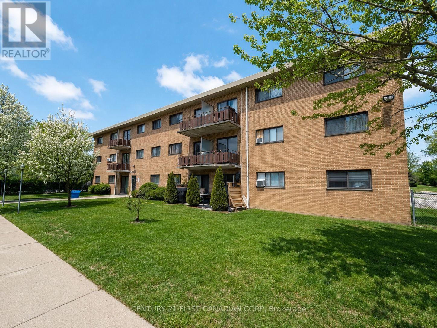#304 1830 DUMONT STREET - 1
