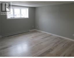 8 Butler Street thumbnail 19