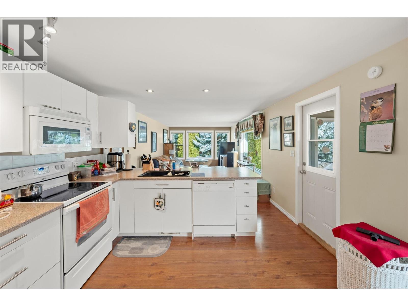1292 Highway 3A Unit# 30, Keremeos