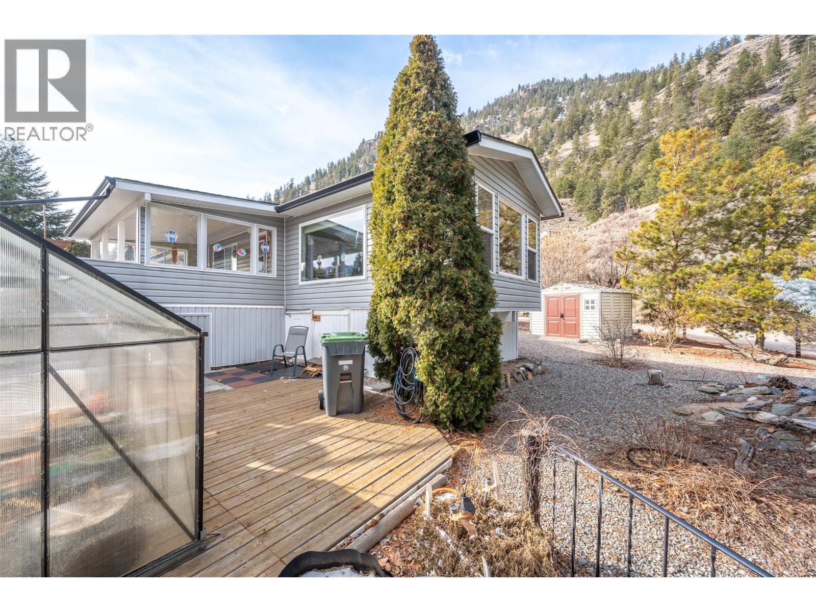 1292 Highway 3A Unit# 30, Keremeos
