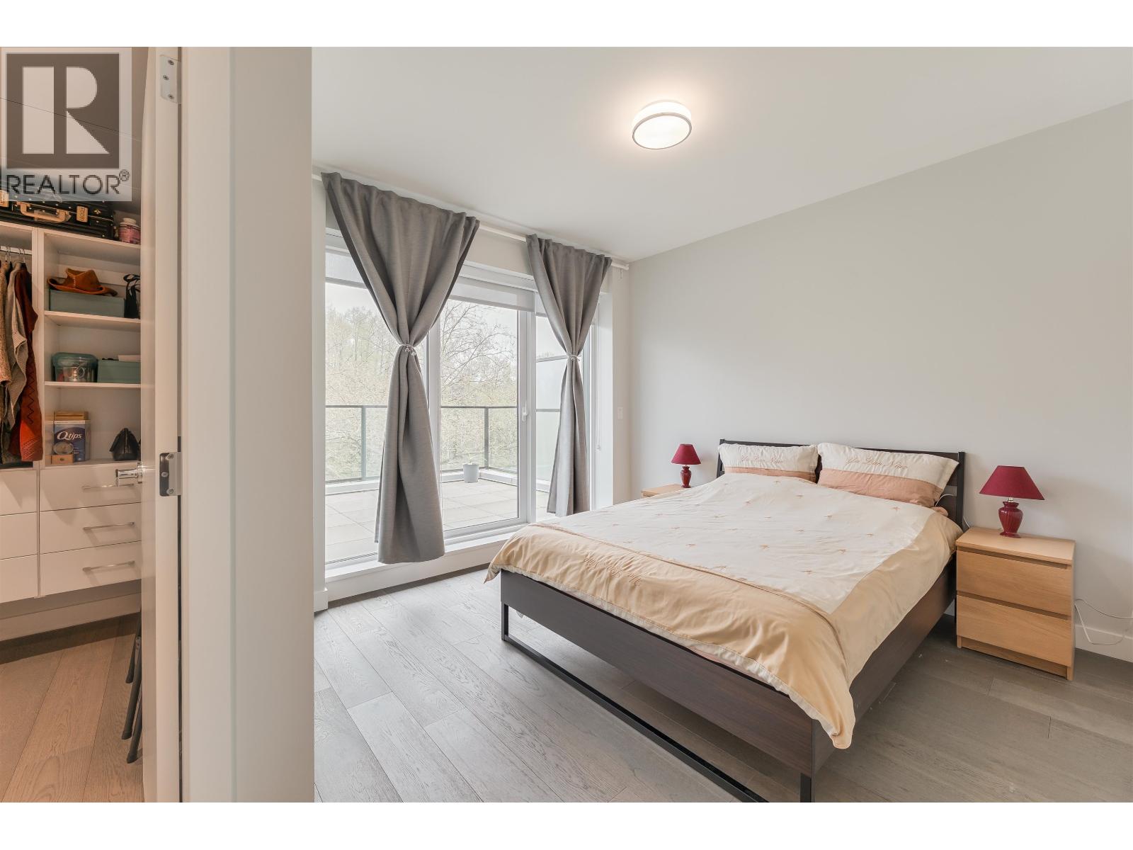 4 Bed, 4 Bath House for Sale in Vancouver – 5336 UNIVERSITY BOULEVARD, Vancouver – MLS# R3153351 - Image 11