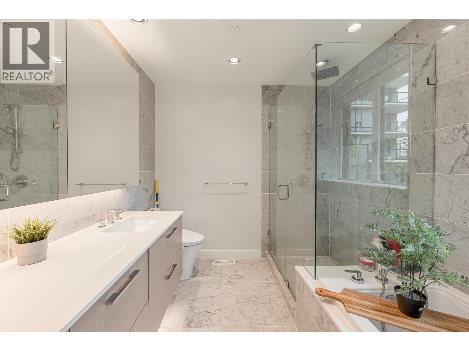 4 Bed, 4 Bath House for Sale in Vancouver – 5336 UNIVERSITY BOULEVARD, Vancouver – MLS# R3153351 - Image 13