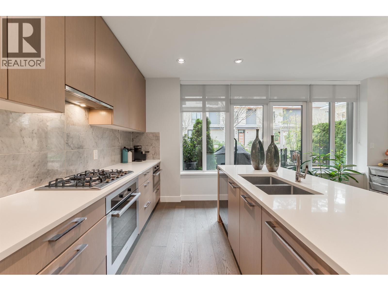 4 Bed, 4 Bath House for Sale in Vancouver – 5336 UNIVERSITY BOULEVARD, Vancouver – MLS# R3153351 - Image 9
