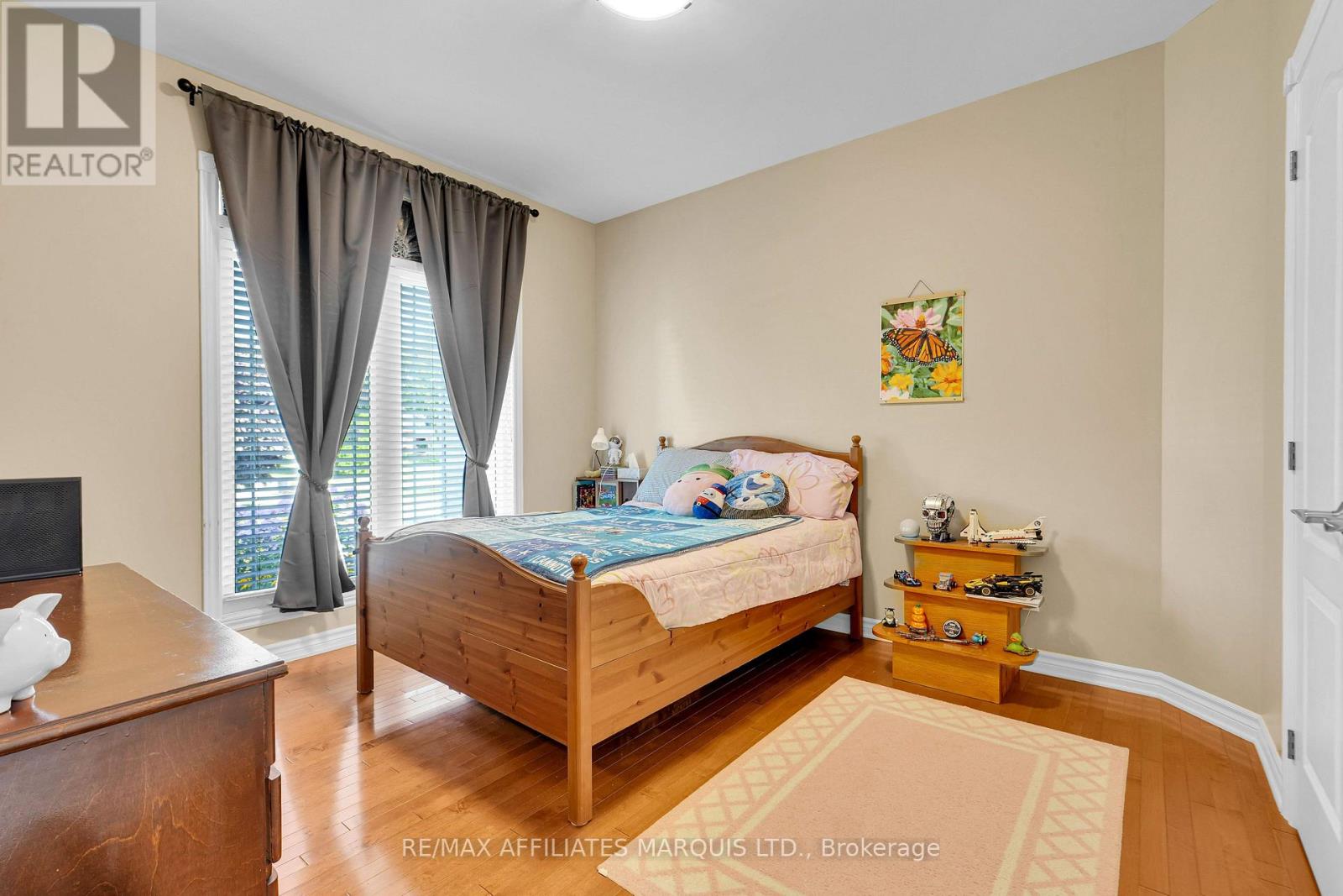 6662 SUTHERLAND AVENUE - 23