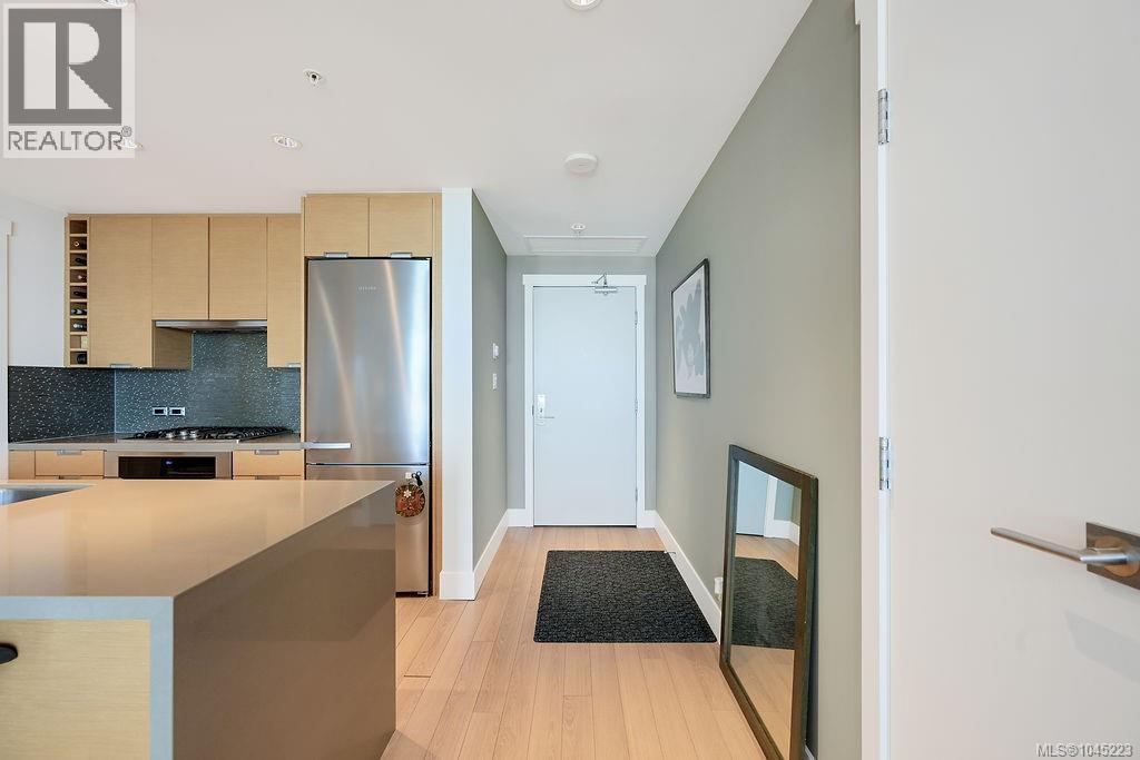 1404 83 Saghalie Road, Victoria