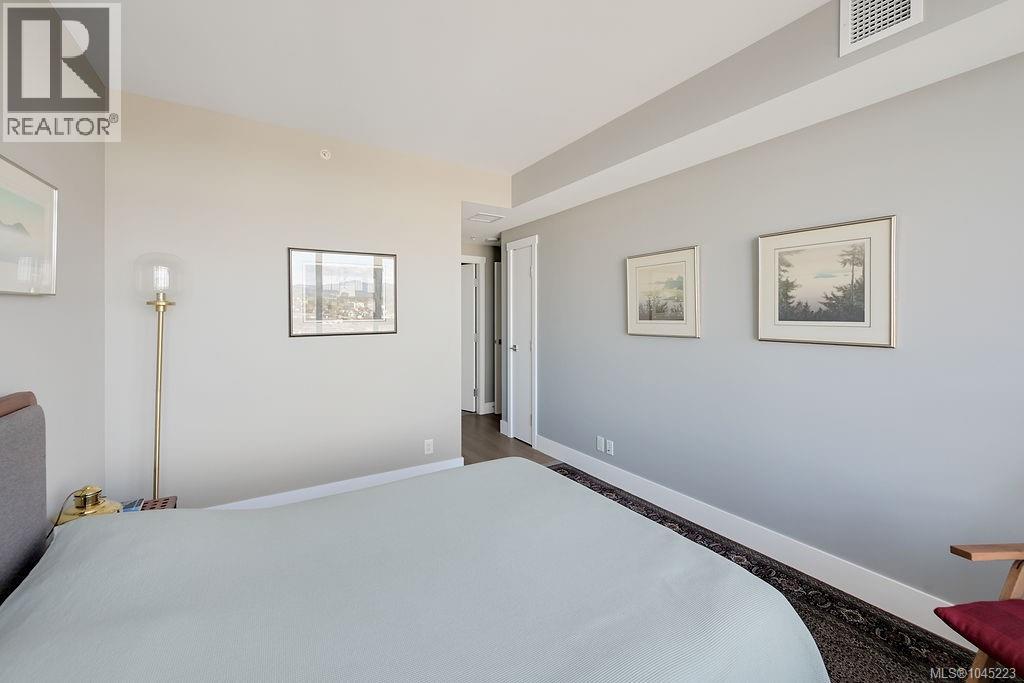 #1404 83 Saghalie Rd - 26