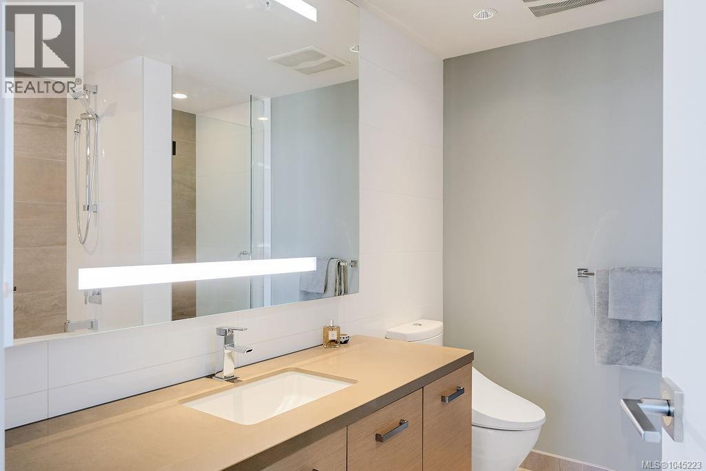 1404 83 Saghalie Road, Victoria
