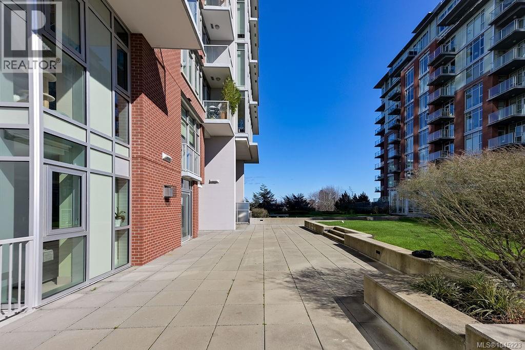#1404 83 Saghalie Rd - 48
