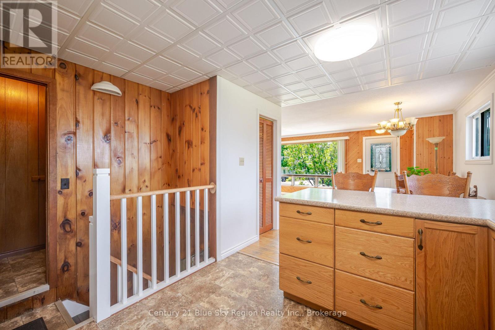 1351 VILLAGE ROAD - 22