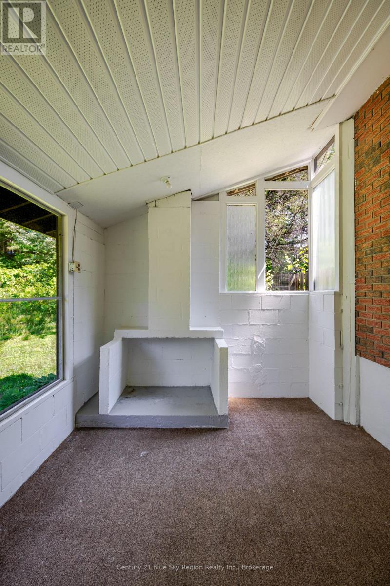 1351 VILLAGE ROAD - 33